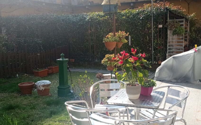 PAVIA VIALE ARGONNE APPARTAMENTO CON GIARDINO PRIVATO DI 5 LOCALI + 2 SERVIZI EURO 750.000